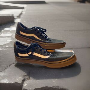 Vans 500714 US Youth 6 Skater Shoes‎ Laces Low Black Brown
